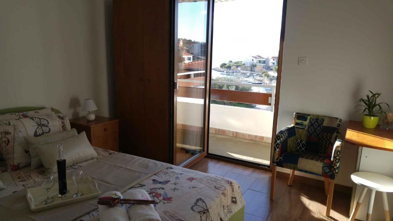 Vera Apartment 1 ロゴズニッツァ 部屋 写真